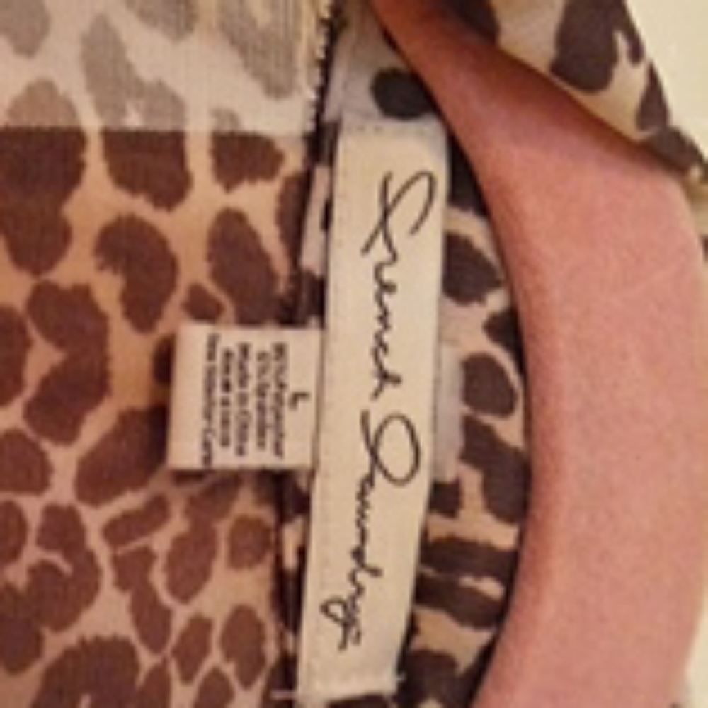 Blouse - Picture 2 of 3